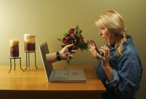 Evangélicos adultos carentes de amor no grupo de risco dos relacionamentos virtuais
