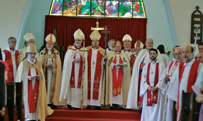 Igreja Anglicana decide apoiar casamento gay